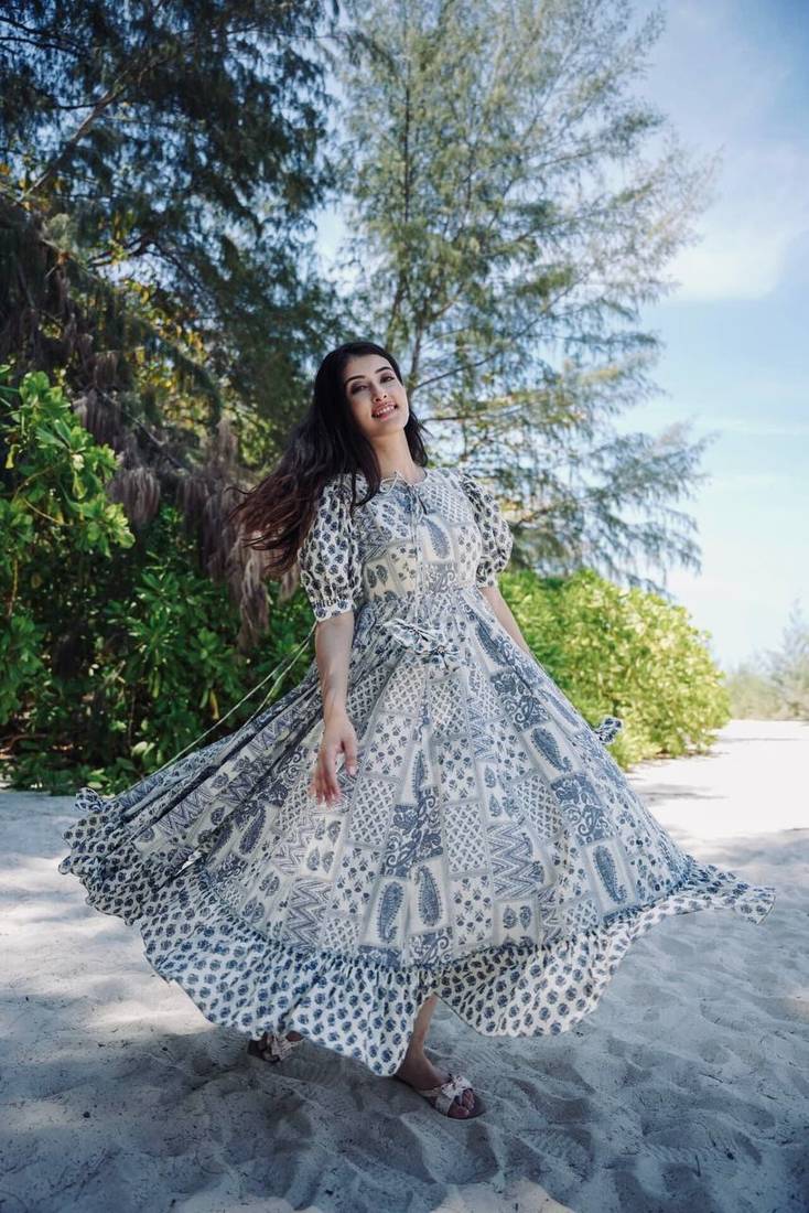Women Designer Soft Maslin Cotton Maxi Western Dress